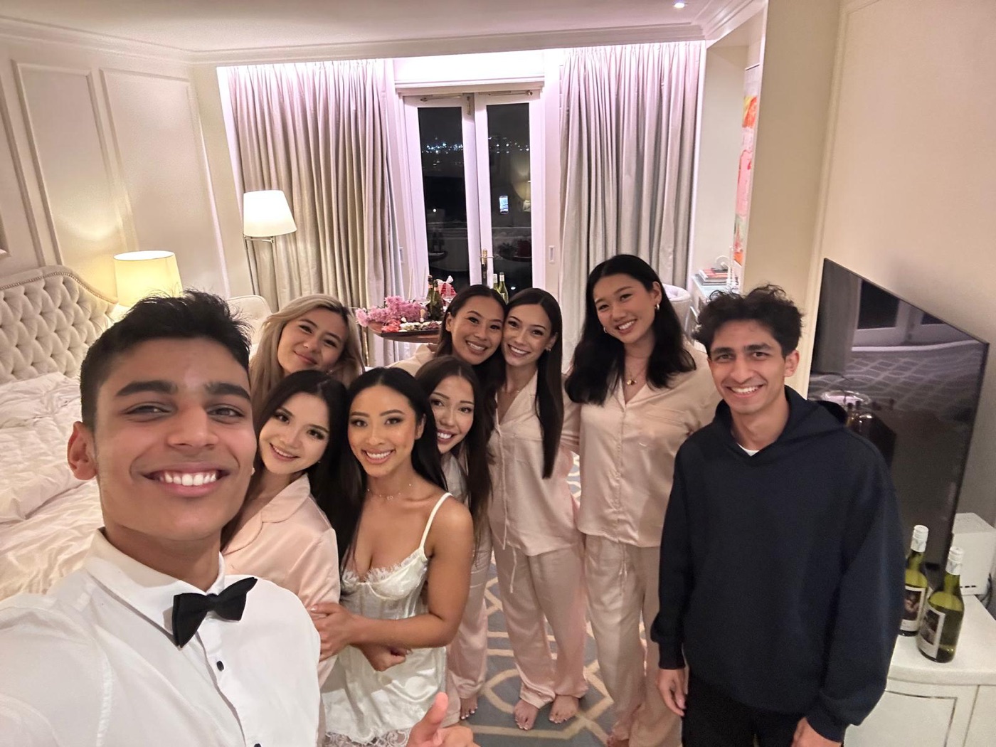 Mahir taking a selfie with a hens party group